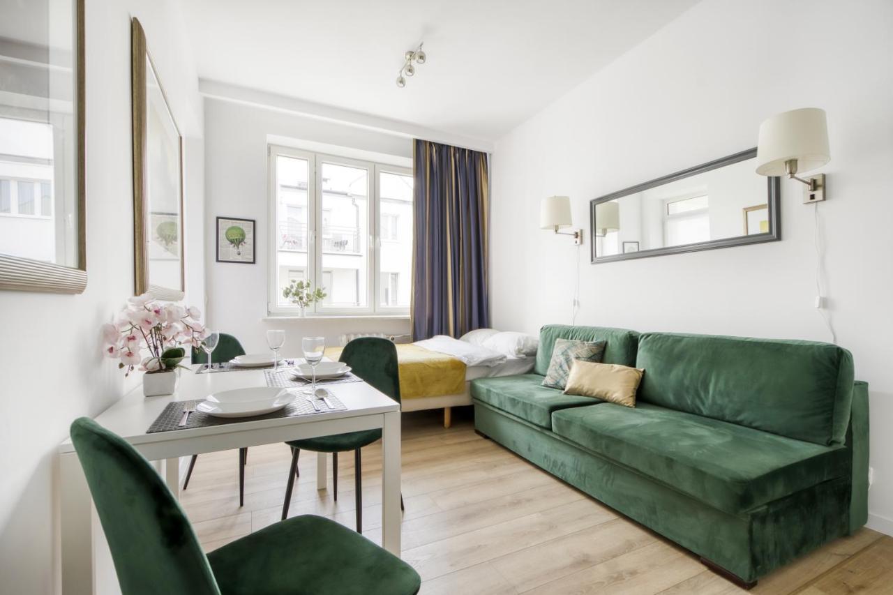 23 Unit Miniapartments Warszawa Lotnisko Okecie Fajne Ministudio Przy Bitwy Warszawskiej Exteriör bild